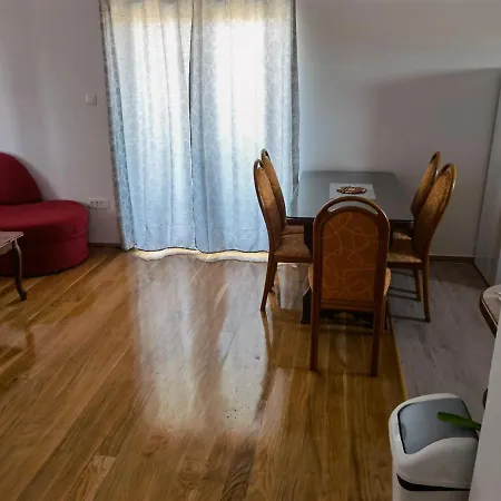 Apartman Ganic Póla